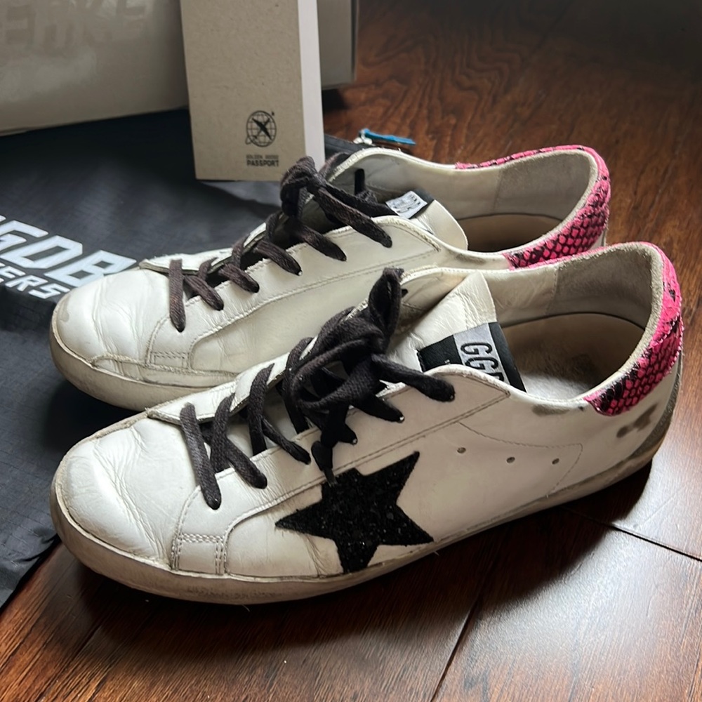 Golden Goose Sneakers
